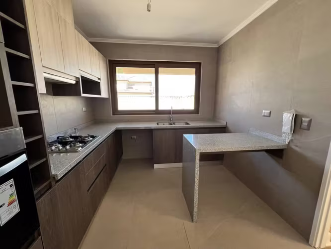 <p>Vendo cocina equipada</p>