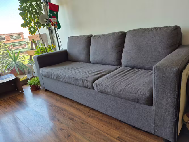 <p>Sillón 3 cuerpos en buen estado - funcional</p>