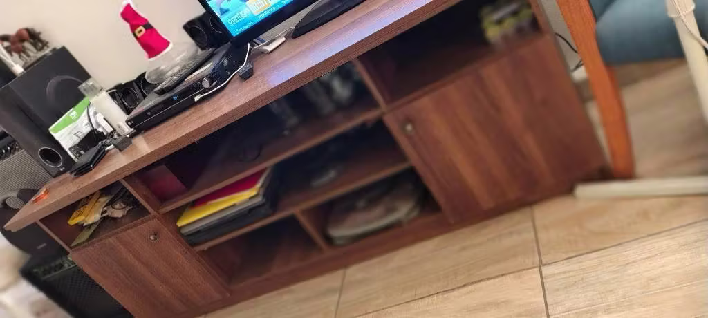 <p>Vendo 2 rack y 1 lavadora</p>