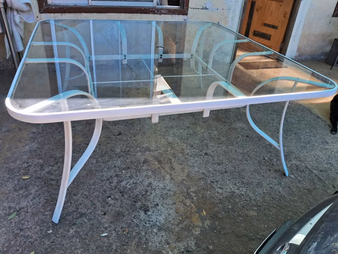 <p>MESA DE EXTERIOR</p>