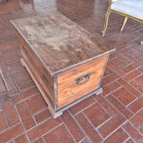 <p>Lindo baúl en buen estado de uso para remozar 7 cajitas madera</p>