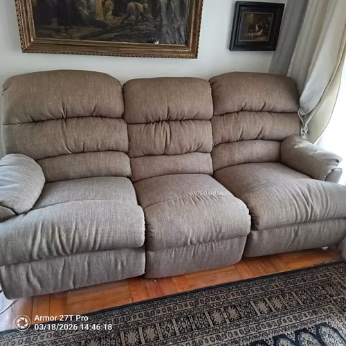 <p>SILLON EXTENSIBLE TAPIZ NUEVO</p>