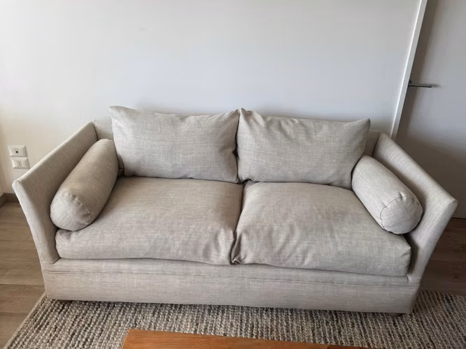 <p>Venta Sillón 3 cuerpos beige</p>