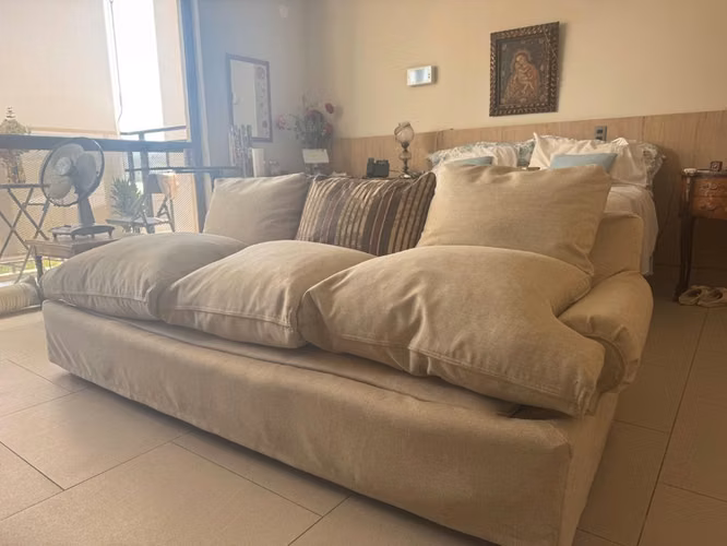 <p>Sillón 3 cuerpos</p>