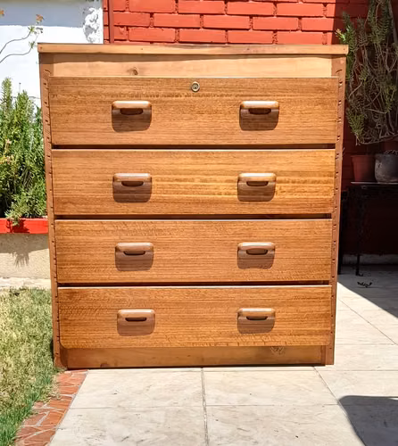 <p>cajonera</p>