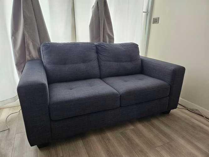 <p>Sofa Rosen - Mira 2 Cpo Zander Denim Color Azul</p>