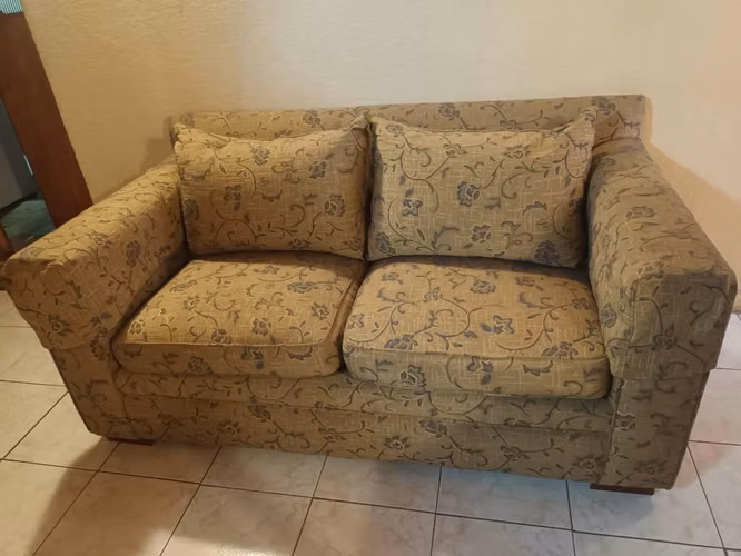 <p>Vendo</p>