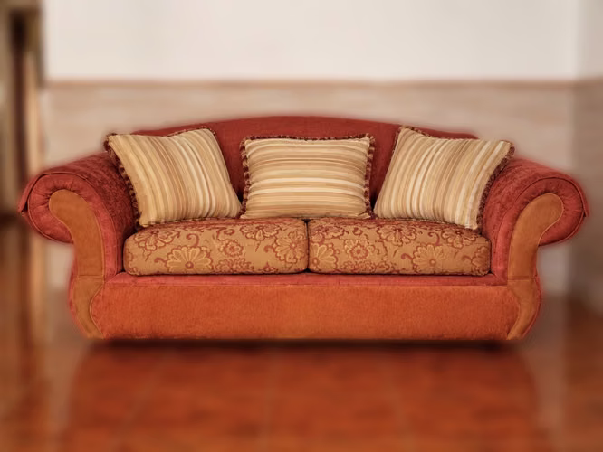 <p>JUEGO DE SOFA (2)/ 2 CUERPOS Y 3 CUERPOS/ LIVING ELEGANTE /ARICA</p>