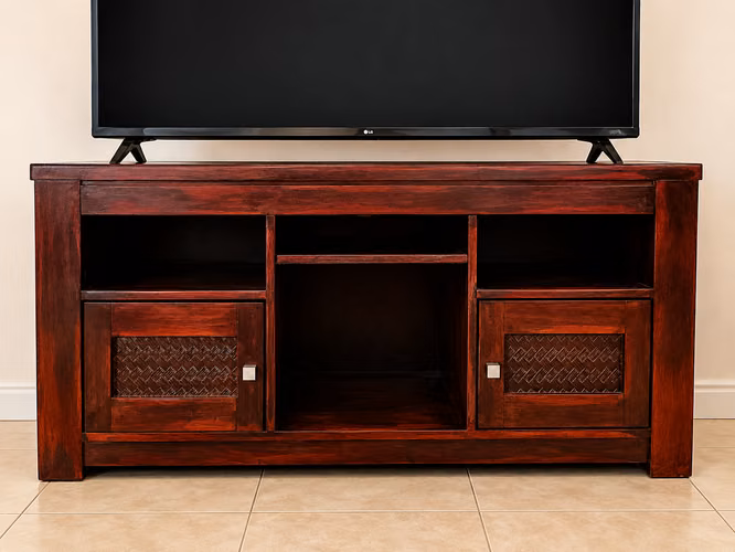 <p>Mueblé para TV, madera maciza</p>