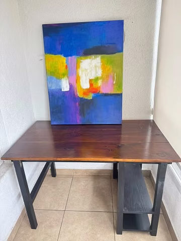 <p>Escritorio industrial de madera</p>