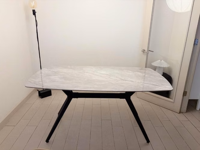 <p>Mesa de comedor</p>