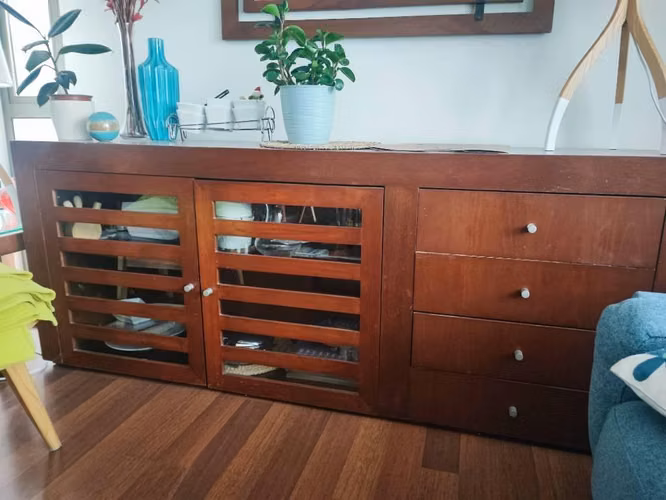 <p>Buffet madera tres cuerpos</p>