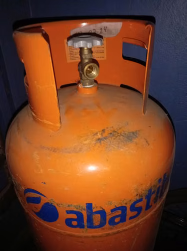 <p>galon de gas de 45</p>