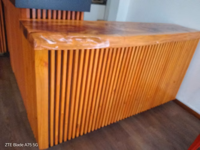 <p>MUEBLE RUSTICO</p>