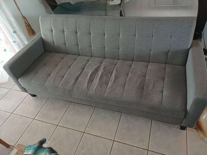 <p>FUTÓN GRIS</p>